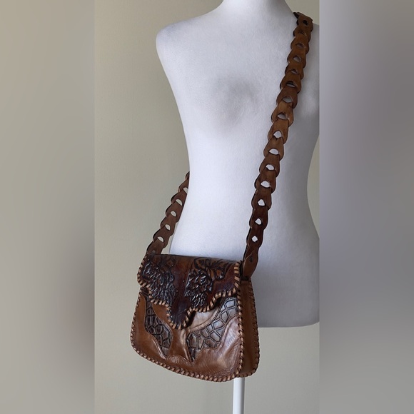 Brown Leather Crossbody Shoulder Bag NWOT - Picture 3 of 6